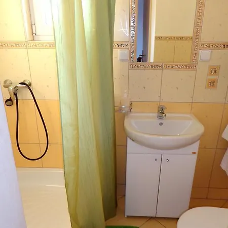 Gardos 3*
